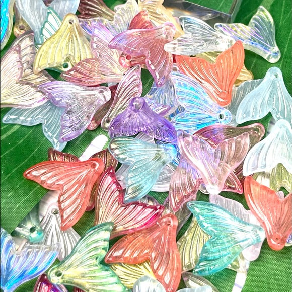 70pc GLASS Mermaid Tails Charms Jewelry Making Crafting DIY Bracelets 925 Bundle - Picture 12 of 16